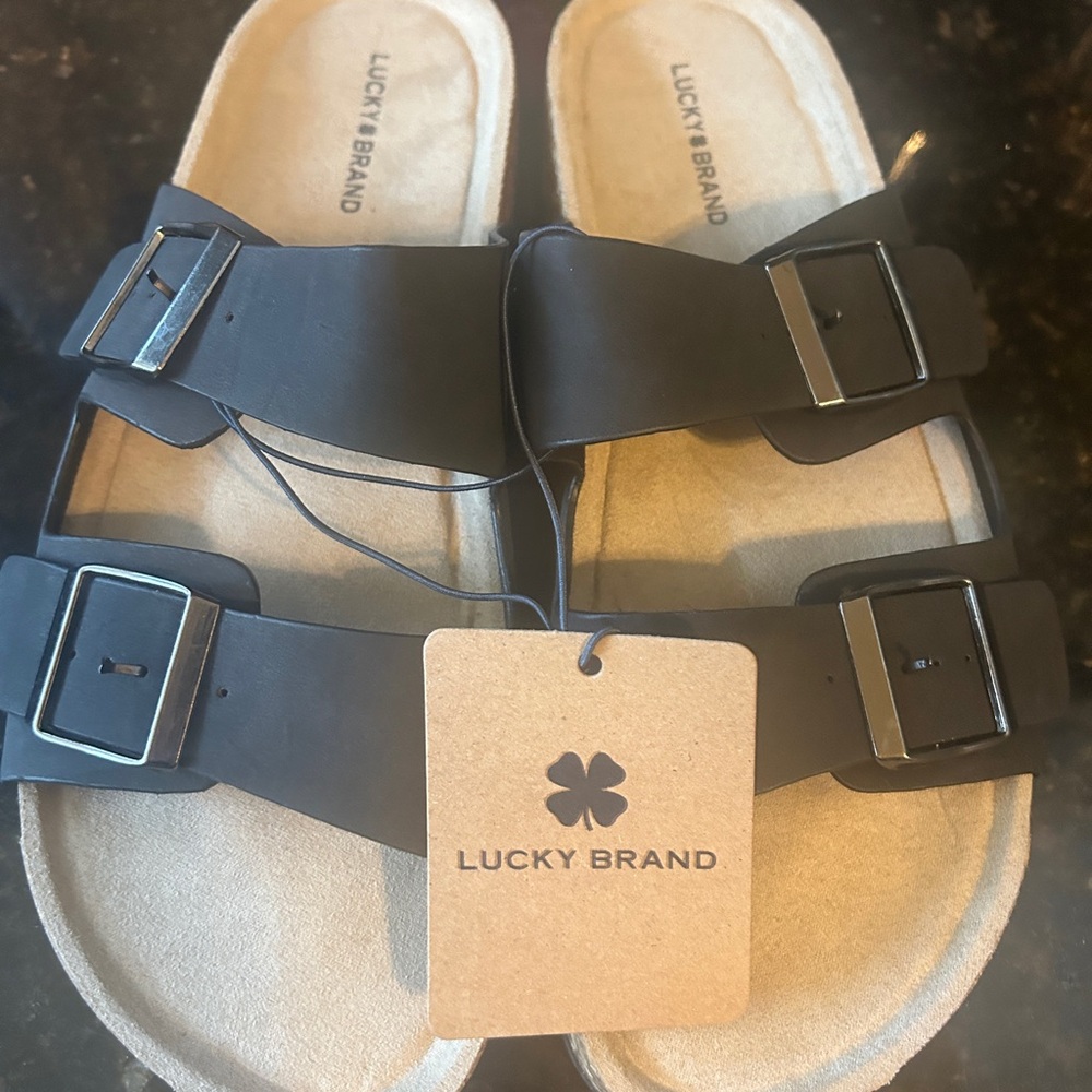 🖤NWT COMFY Lucky Brand version of Birks…🖤